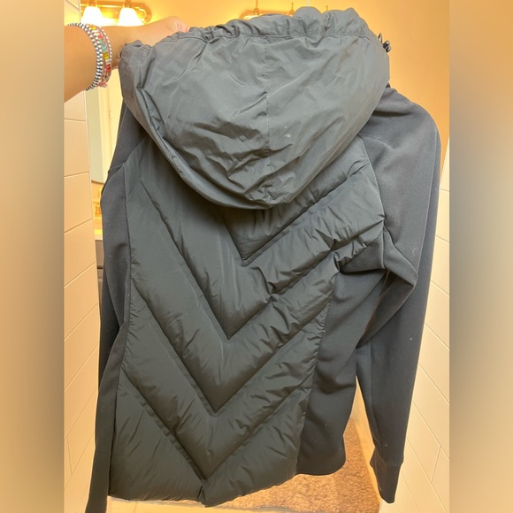 Athleta Inlet Jacket (Black, M) - Picture 2 of 9